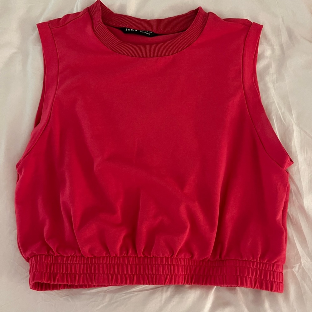 Pink tank top